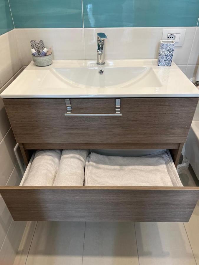 Leone Suites Toledo Naples Extérieur photo
