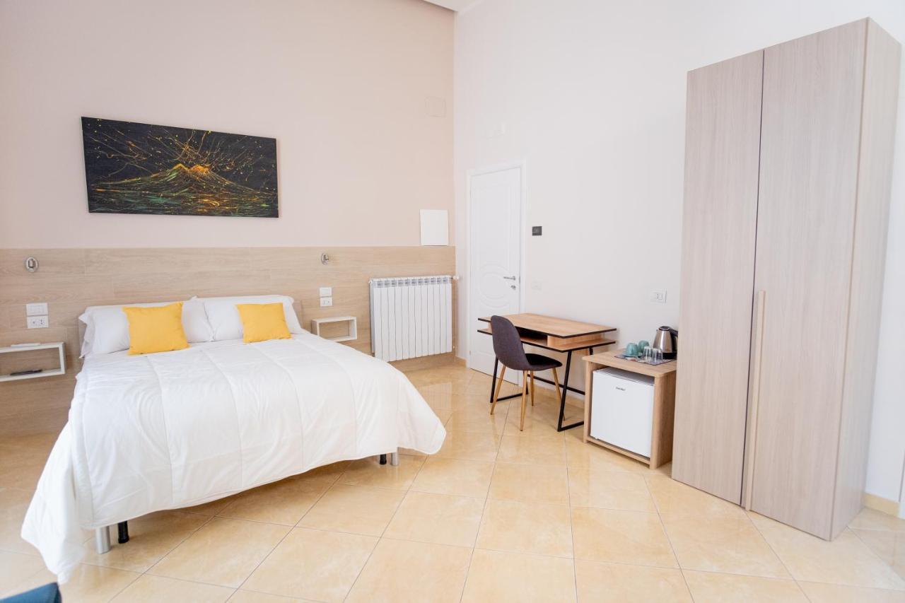 Leone Suites Toledo Naples Extérieur photo